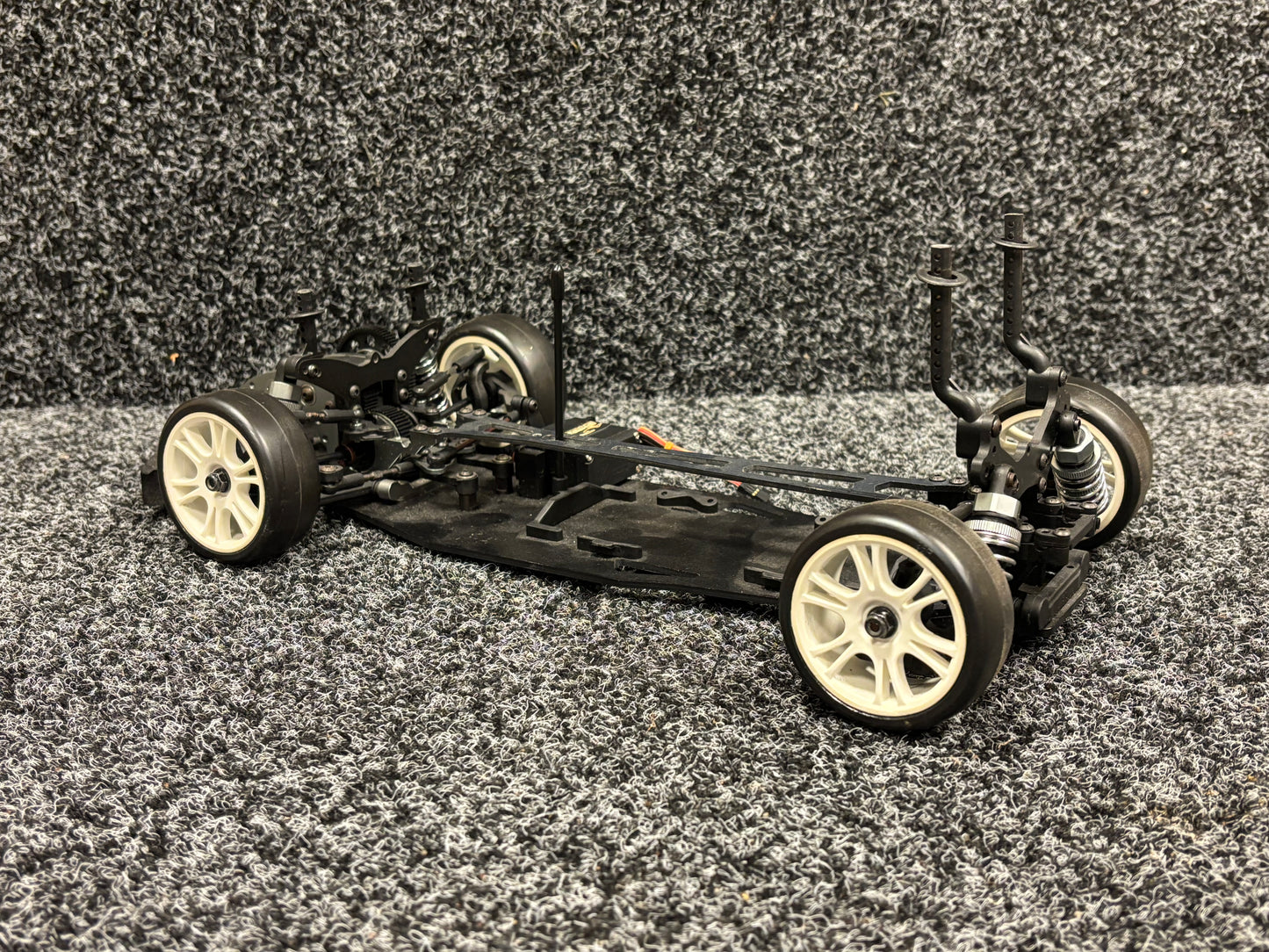 411-FF 1/10 “Demo Used” with Tamiya VW Sirroco Body