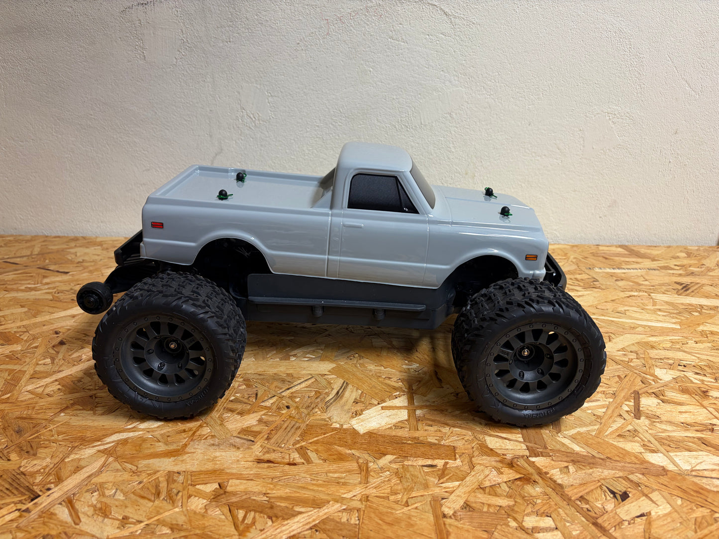 NEW Custom Arrma Vorteks 1/10 4WD 3S – "RC Monkey Edition"